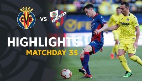 西甲联赛巴萨前锋五场连发神威，积分榜紧追不舍